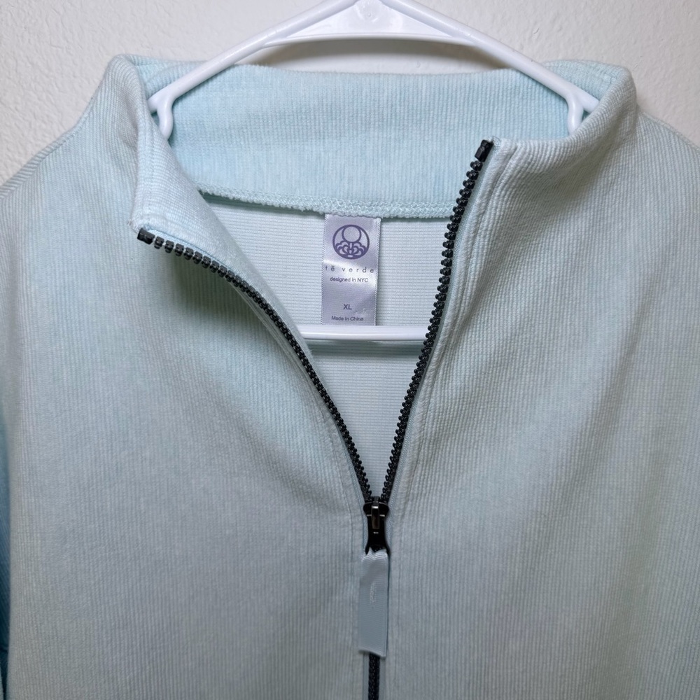 Te Verde Half Zip Pullover - Picture 2 of 5